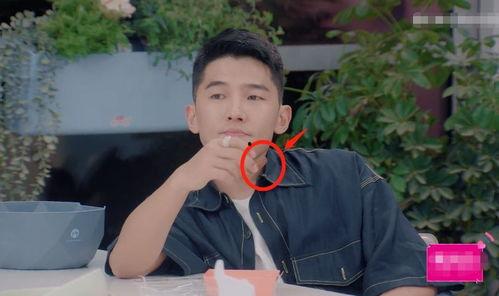 马子佳现场吃瓜,趣味横生瞬间捕捉