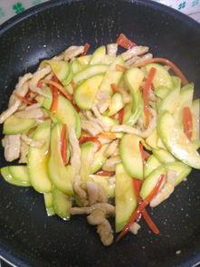 孕妇吃白瓜炒瘦肉,白瓜炒瘦肉，美味又健康